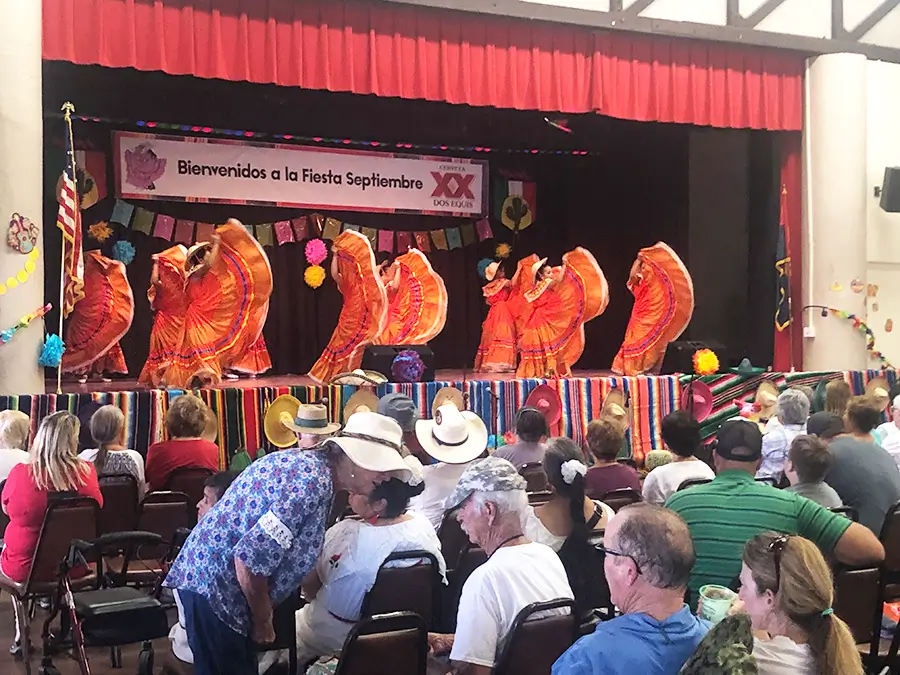 Wickenburg spectators Fiesta de Septiembre