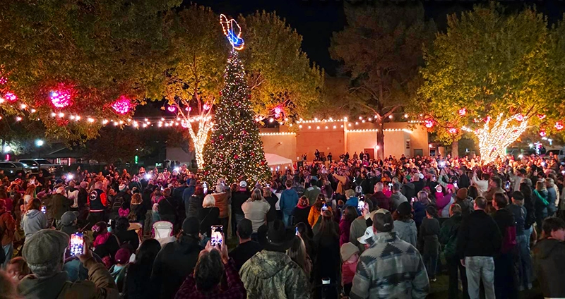 2025 Wickenburg Tree Lighting Ceremony At Stone Park