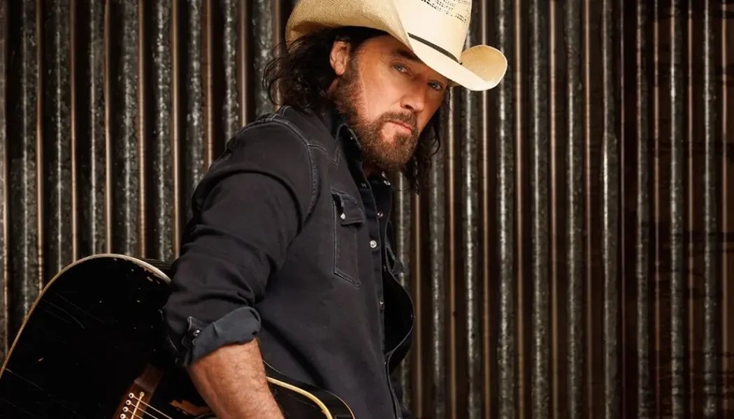 David Lee Murphy at Flying E Ranch Header_Wickenburg Social