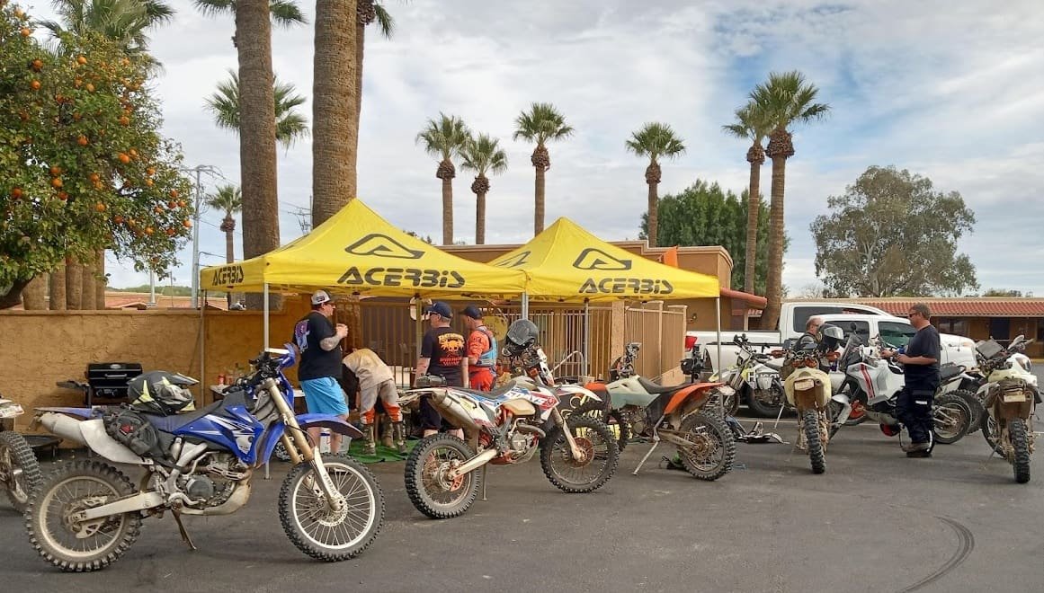 The Wick_BEST WESTERN RANCHO GRANDE_Wickenburg Social