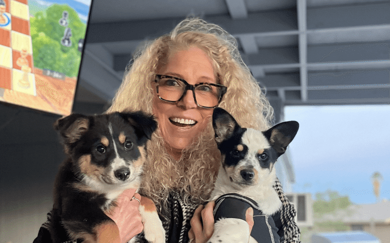 Leslie & puppies Header_Wickenburg Social